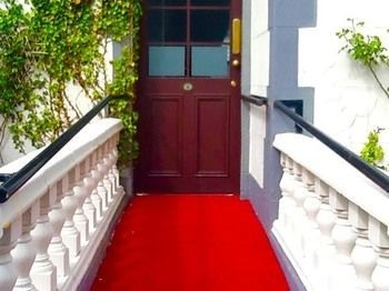 ホテル Berkeley House エアー エクステリア 写真